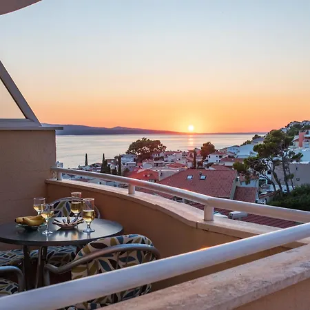 Smile * Baška Voda