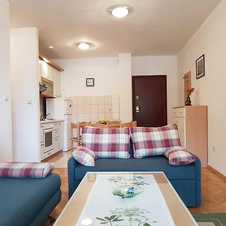 Apartment Smile